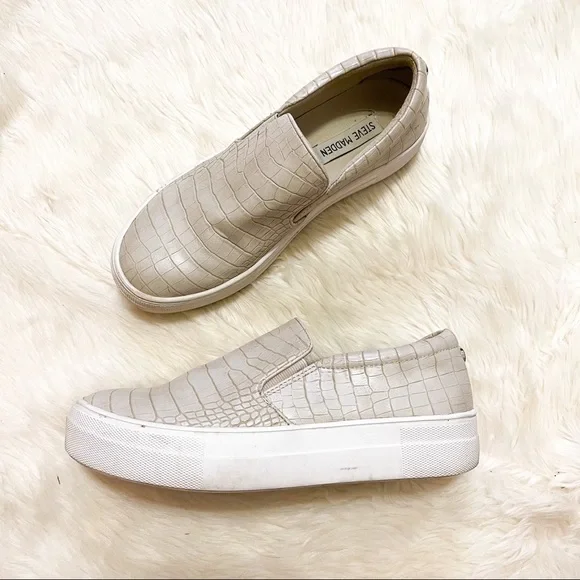 Sneakers Steve Madden Taupe Slip Ons Steve Madden Gills Taupe